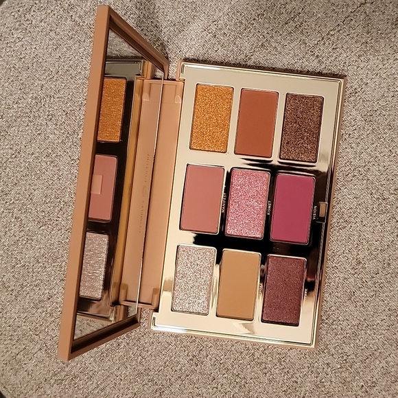 3/$15! - BNIB - Complex Culture Future's So Bright Eyeshadow Palette - Picture 1 of 2
